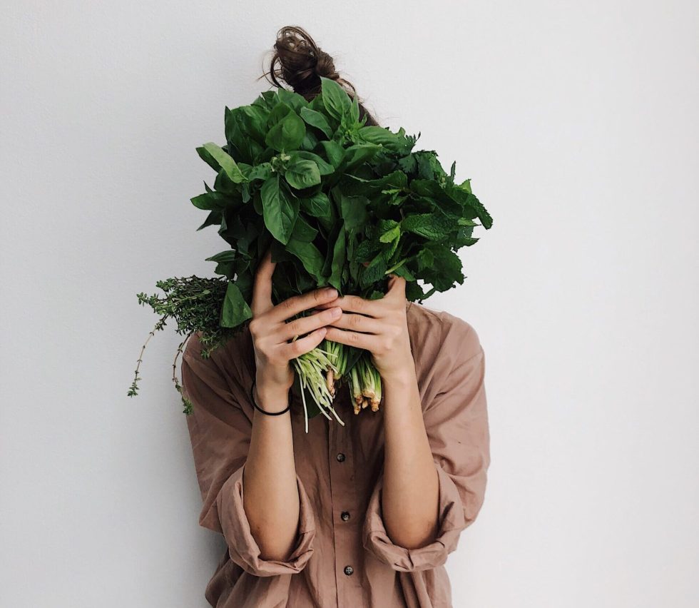 10 tricks to eat less