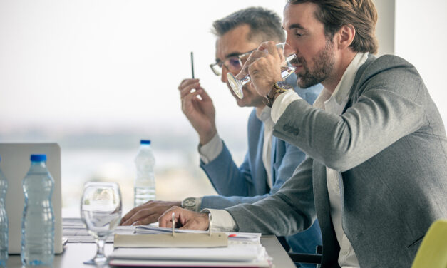 what are the causes and symptoms of xerostomia InSalute